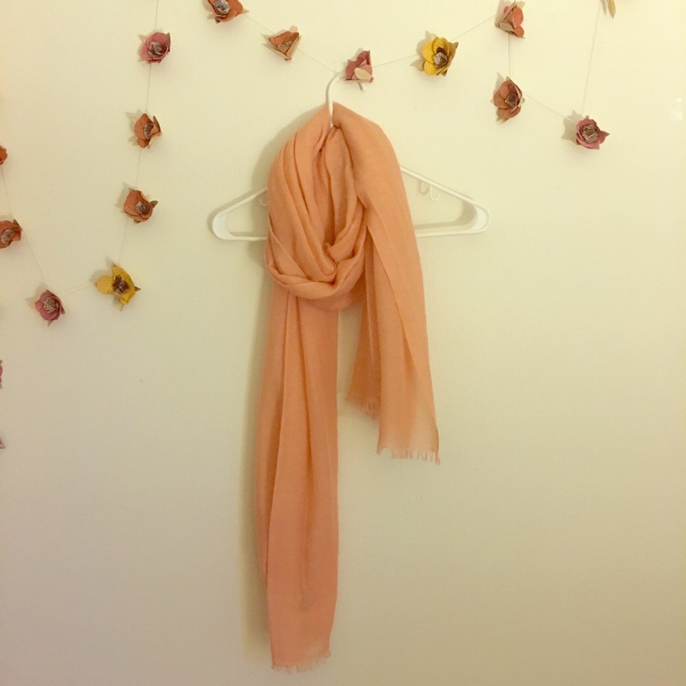 Soft Pink Cashmere Scarf 🌿